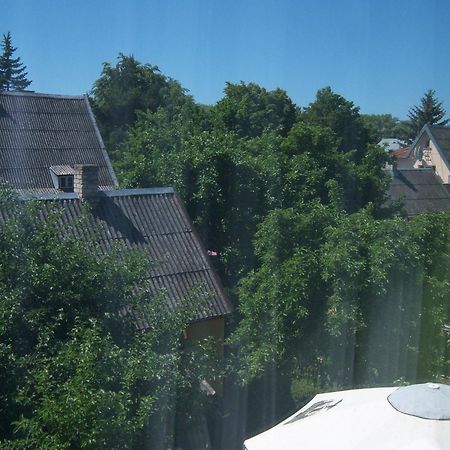 Info Hotel Apartments Паланга Екстер'єр фото