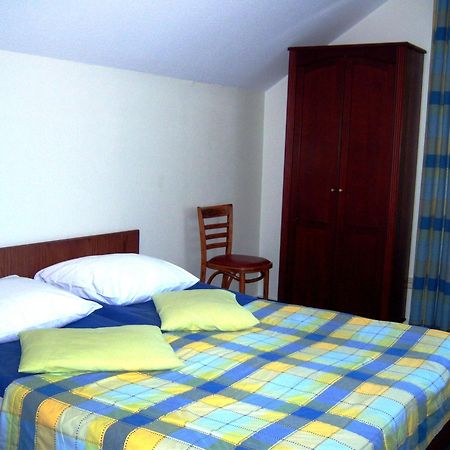 Info Hotel Apartments Паланга Номер фото